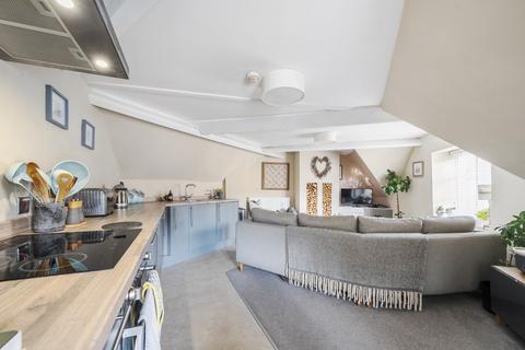 2 bedroom apartment for sale, Central Bradford-On-Avon