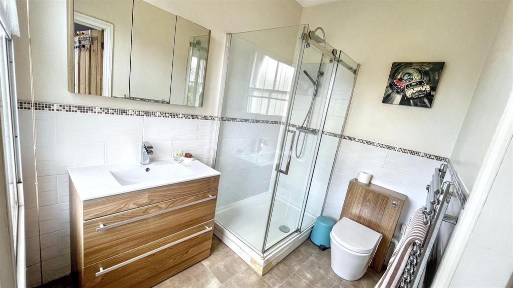 En-Suite Shower Room