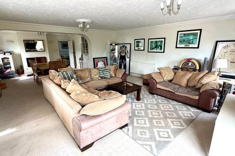 6 bedroom detached house for sale, Totnes Road, Newton Abbot TQ12