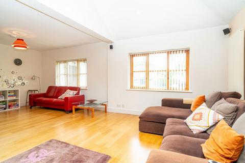undefined, Scatterdells Lane, Kings Langley WD4