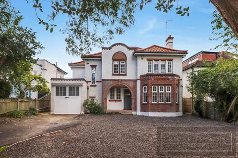 5 bedroom detached house to rent, Alexandra Grove, North Finchley, N12