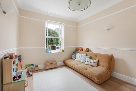 3 Cartwright Way, London, SW13 8HD