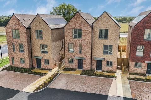 Isaacs Lane, Burgess Hill, West Sussex, RH15