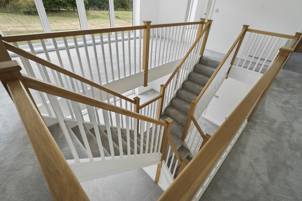 Galleried Landing (P1)