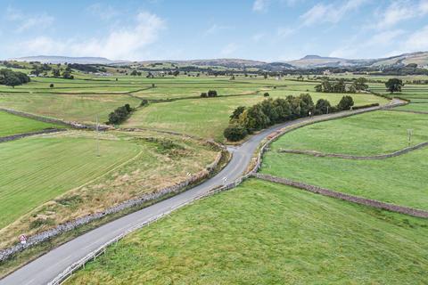 4 bedroom detached house for sale, Smithy Croft, Rathmell. Settle