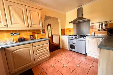 3 bedroom semi-detached house for sale, Ingram Road, Bloxwich, Walsall, WS3