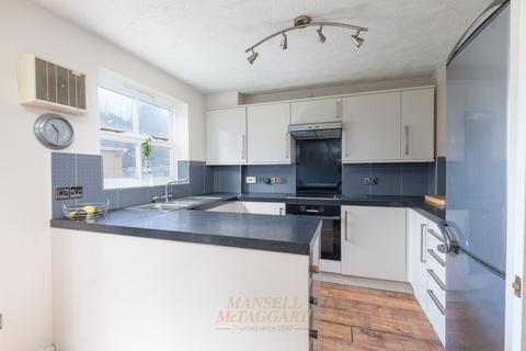 undefined, Bassett Road, Crawley RH10