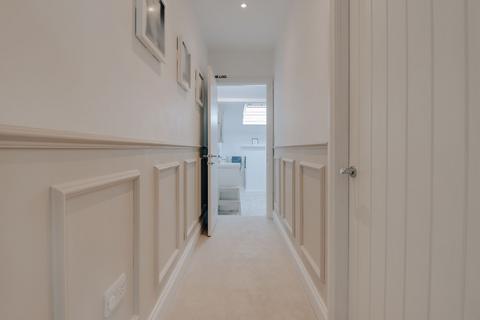 2 Oxhey Avenue, Watford, WD19 4HG