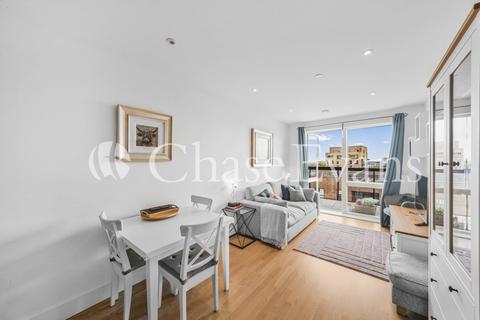 1 bedroom flat for sale, Vespucci Court, Aston Street, Limehouse, London, E14