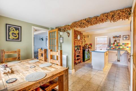 4 bedroom detached house for sale, High Street, Hitchin SG4