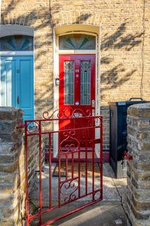 3 bedroom terraced house for sale, Clandon Street, London SE8