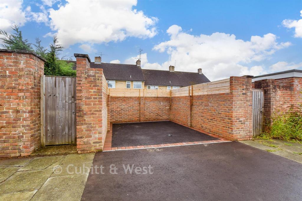 Driveway/Parking