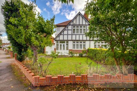 Carlton Avenue West, Wembley HA0