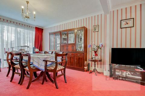 undefined, Carlton Avenue West, Wembley HA0