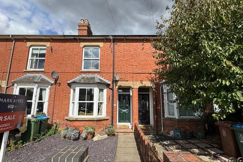 3 bedroom terraced house for sale, Buckingham Road, Buckingham MK18