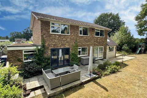 undefined, Chiddingfold * No Onward Chain*