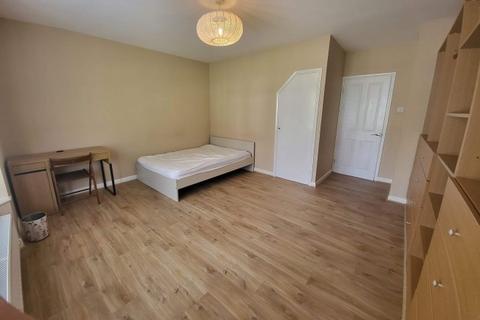 undefined, Firgrove Court