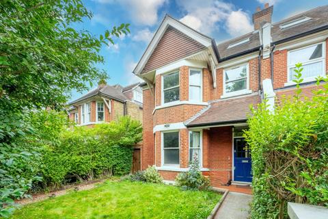 2 bedroom flat to rent, Dukes Avenue, Chiswick, London, W4