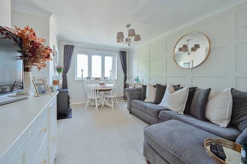 1 bedroom flat for sale, Southwold Road, Watford, WD24