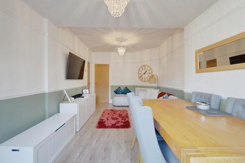 2 bedroom semi-detached bungalow for sale, Southfield Drive, Benfleet, SS7
