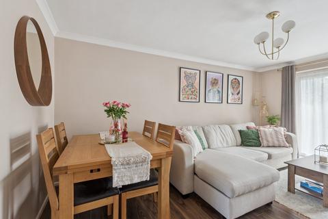 1 bedroom apartment for sale, Priory Court, Hitchin, SG4
