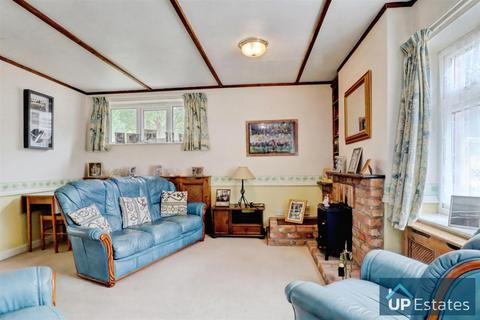 2 bedroom semi-detached bungalow for sale, Jefferies Close, Hinckley