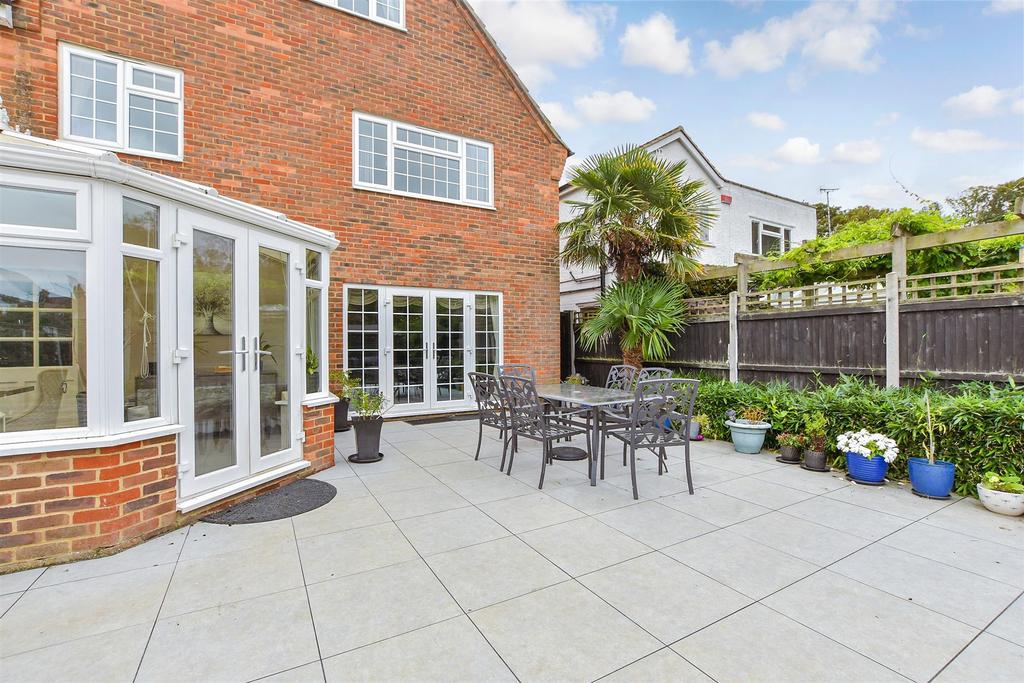 Patio / Decking