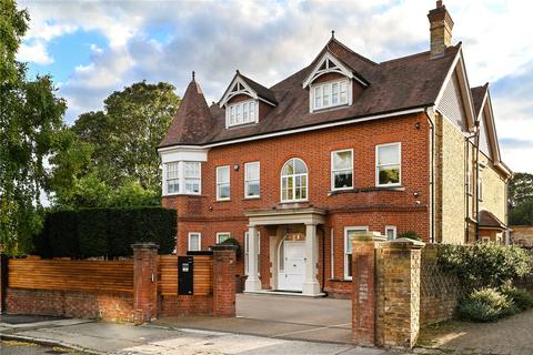 undefined, Westbury Road, London, W5