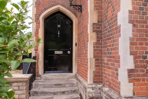 5 bedroom semi-detached house for sale, The Avenue, Colchester CO3