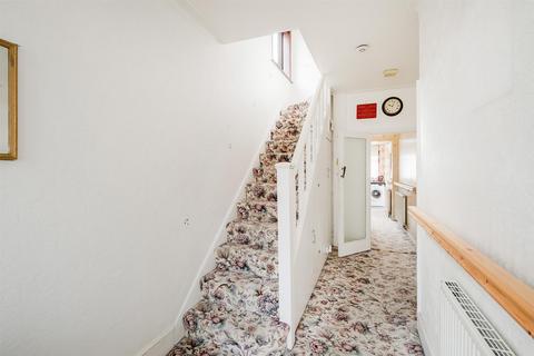 3 bedroom end of terrace house for sale, Loxham Road, Chingford