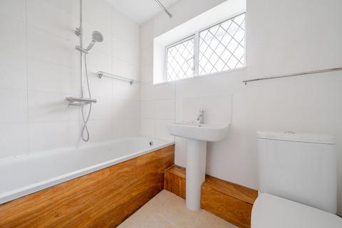 11 Foss Road, London, SW17 0TX