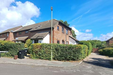 1 bedroom townhouse for sale, Summertrees Court Ashley New Milton BH25 5UD