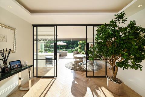 undefined, Westbury Road, London, W5