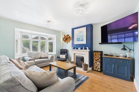 undefined, Superb size property approaching 2,000 square feet in Weston Turville