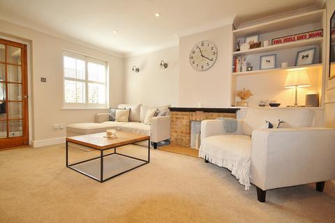 3 bedroom semi-detached house for sale, Blakes Avenue, Witney, OX28