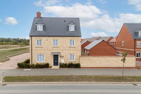 4 bedroom detached house for sale, Rothwell NN14