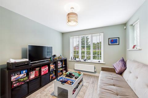 38 Abbott Way, Holbrook, Ipswich, IP9 2FF