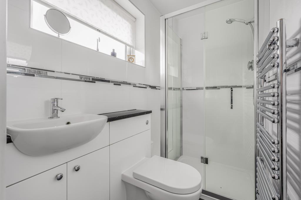 En suite Shower Room