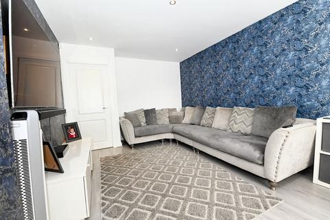 undefined, Halls Close, Bolton, BL2