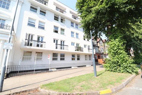 undefined, Beauchamp Avenue, Leamington Spa CV32