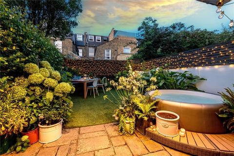 7 Berber Road, London, SW11 6RZ