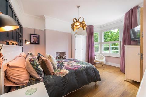 7 Berber Road, London, SW11 6RZ