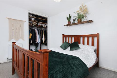 42 Bleachfield, Edinburgh, EH6 5TE