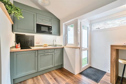 1 bedroom semi-detached house for sale, Egloshayle, Wadebridge