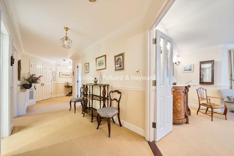 2 bedroom flat for sale, Holders Hill Road, London, NW4