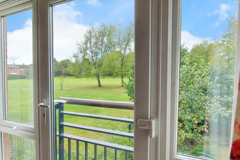 2 bedroom apartment for sale, Spath Lane, Cheshire SK9
