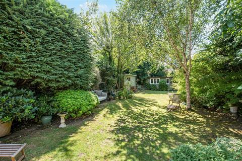 undefined, Fir Tree Road, Banstead