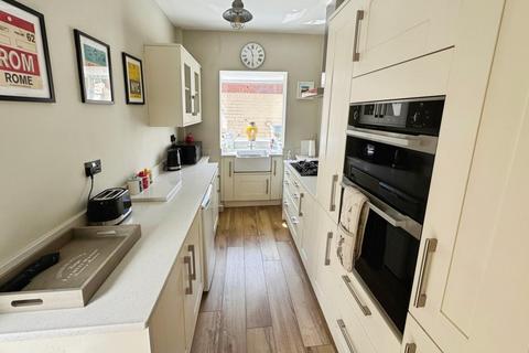 3 bedroom terraced house for sale, Priory Road, Warwick
