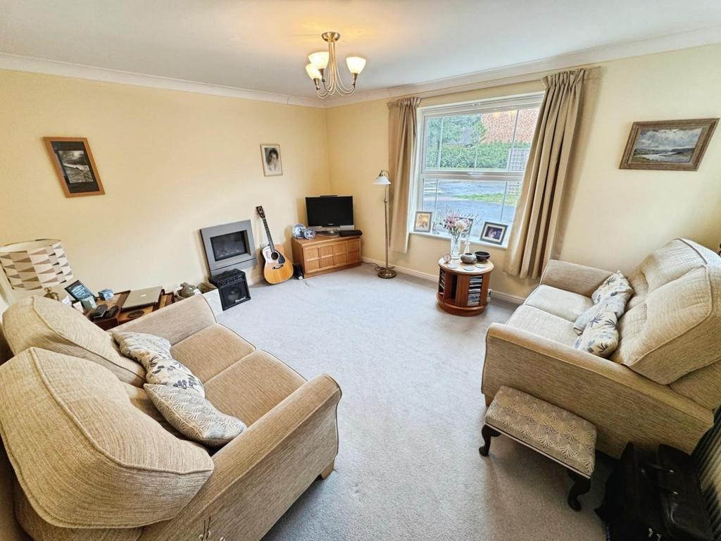 Living Room.jpg