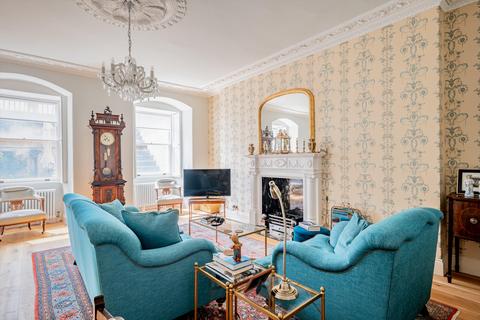 1 bedroom flat for sale, Royal Crescent, Bath, Somerset, BA1